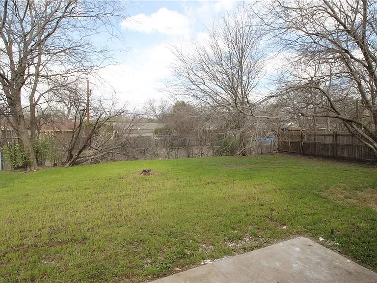 533 Ruidoso Dr — Photo 17