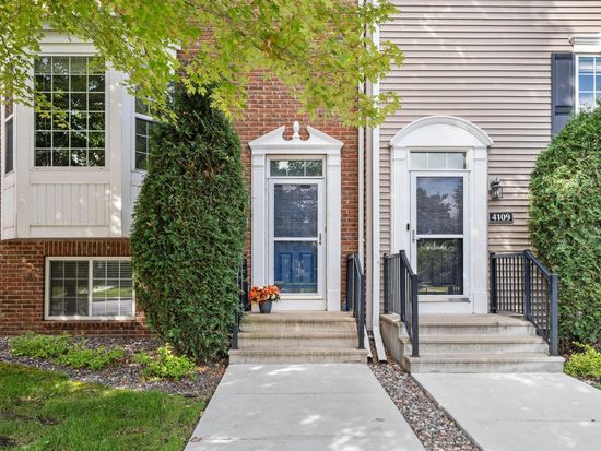 4107 Regent Ave N, Robbinsdale, MN 55422
