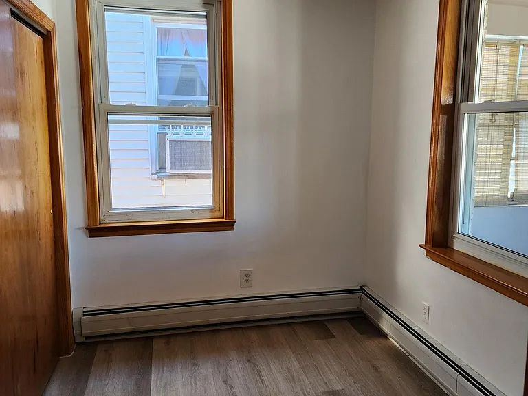 48 Lang St #2 — Photo 13