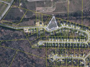 1733 Short Leaf Ln, Soddy Daisy, TN 37379