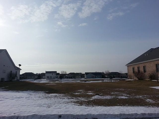 2nd image of 511 Sawgrass Ln