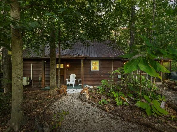 229 Sunrise Ln, Rogers, KY 41365