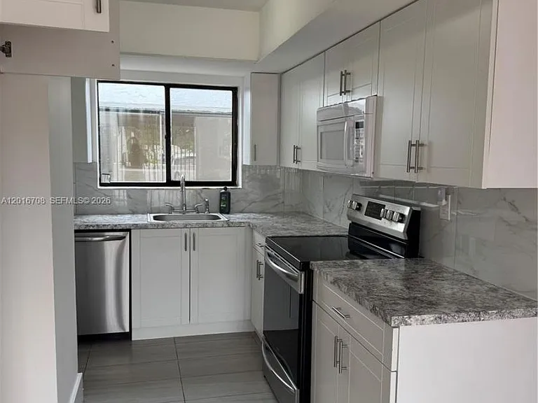 8273 NW 36th St #8273 — Photo 8
