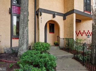 415 Sonora Ln, Sicklerville, NJ 08081