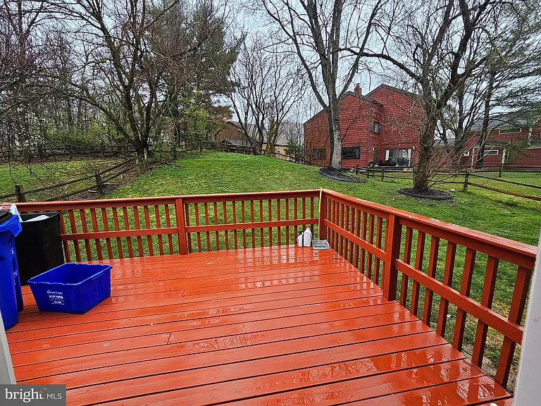 8619 Hayshed Ln — Photo 20