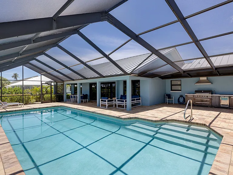 9106 Mockingbird Dr — Photo 16