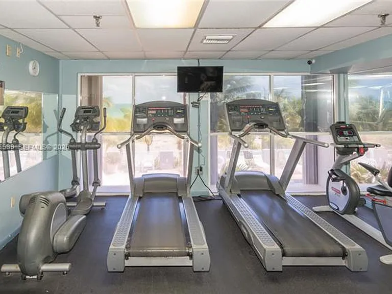 9341 Collins Ave #1204 — Photo 31