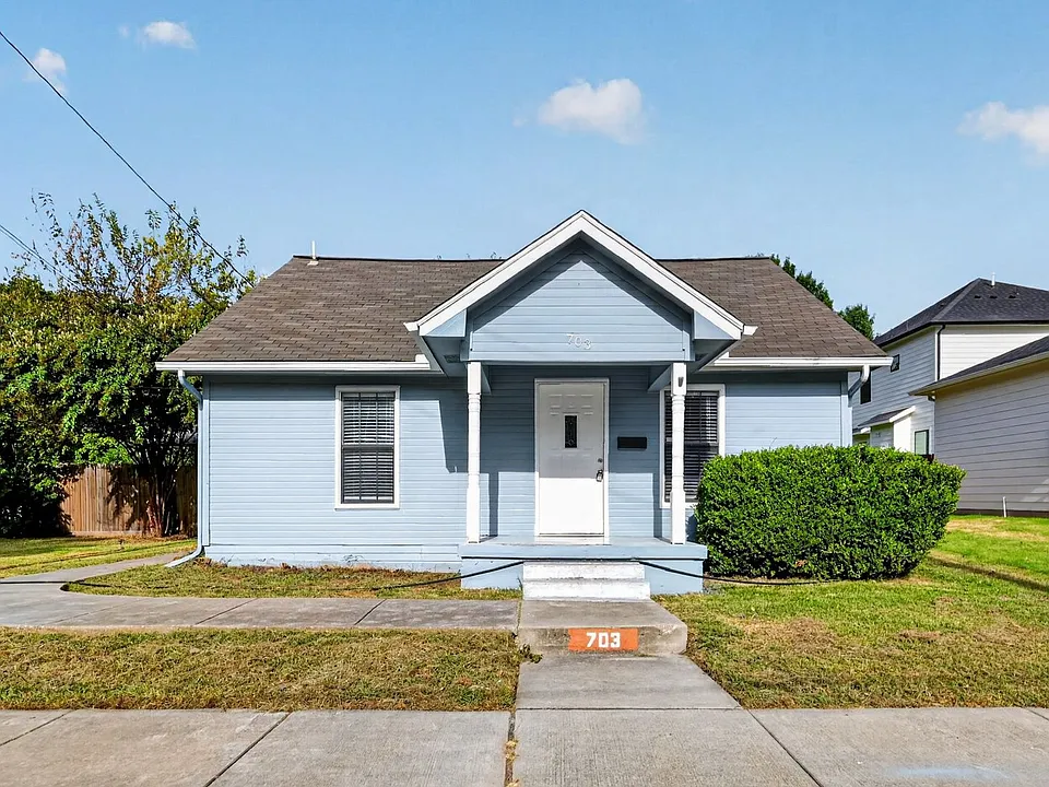 703 West St