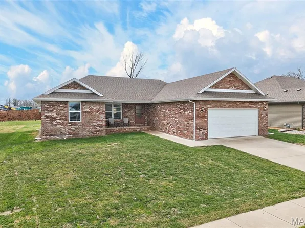 5004 W Skyler Dr, Springfield, MO 65802