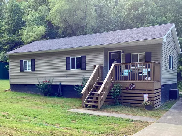 228 Akers Hollow Rd, Wurtland, KY 41144