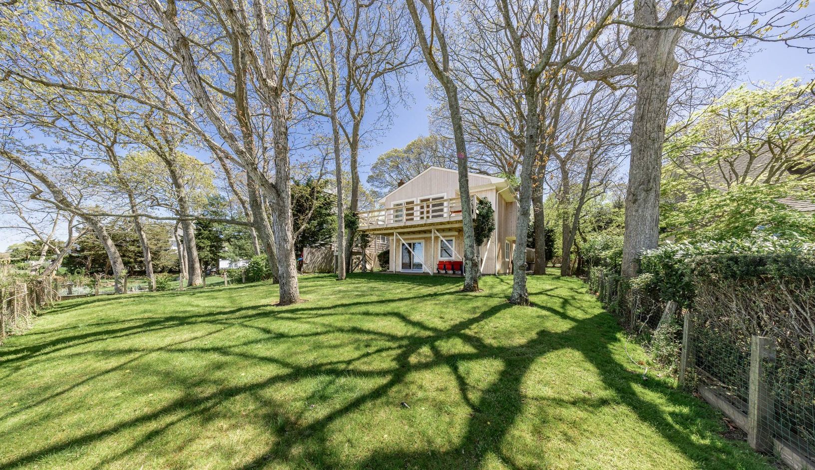  Park-like Lawn with Mature Trees