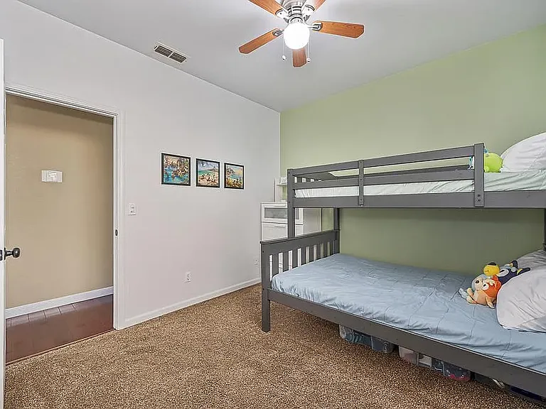 9226 Lucchesi Dr — Photo 7