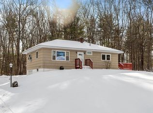 5 Kingston Rd, Plaistow, NH 03865