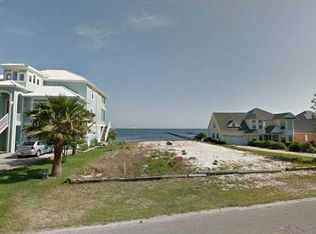 6783 Tidewater Dr, Navarre, FL 32566