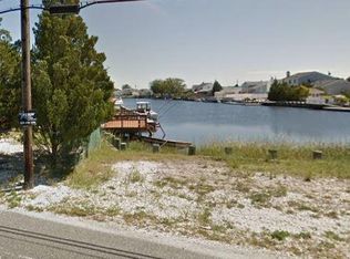 611 Twin Lakes Blvd, Little Egg Harbor, NJ 08087