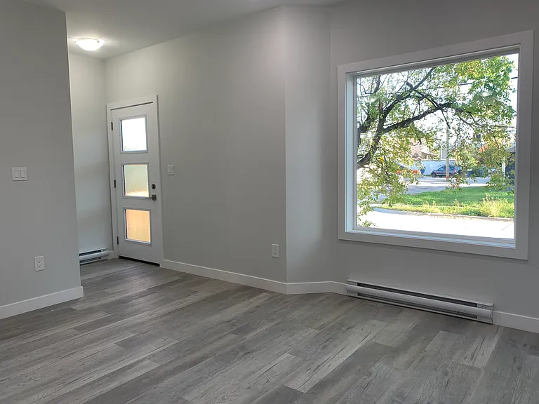 165 Sadler Ave #2 — Photo 4