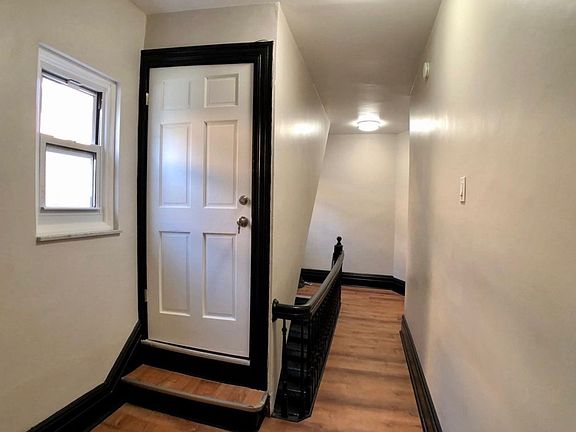 2nd image of 458 Biddle Ave Floor 3