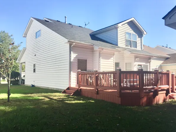 1861 Kempsville Crossing Ln, Virginia Beach, VA 23464