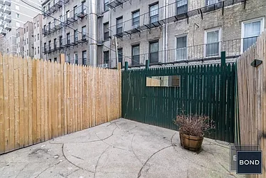 Rented by Bond New York