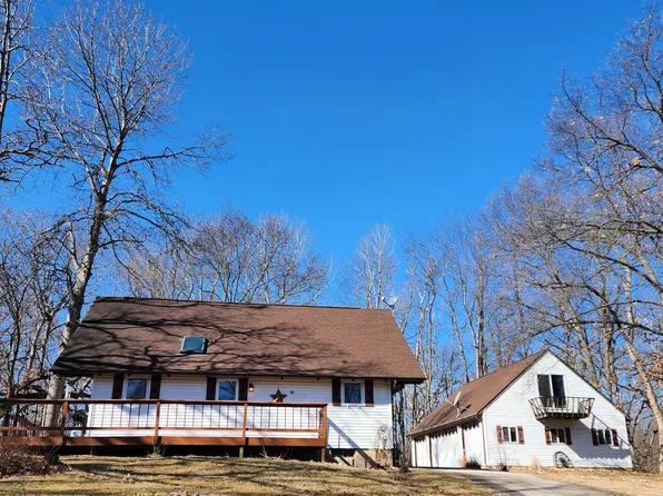 7 Cheyenne Ct, Putnam, IL 61560