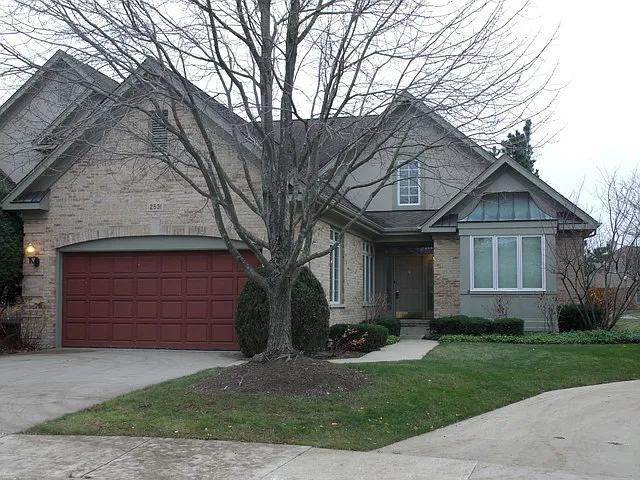 2531 Stonebridge Ln photo 1