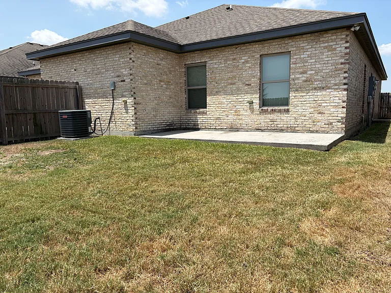 1102 Escondido Ln E #A — Photo 13