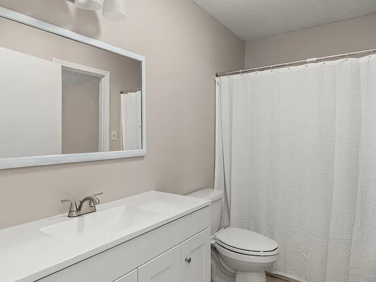 1618 Chisholm Rd — Photo 17
