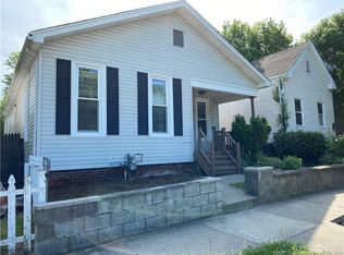 328 W 8th St, New Albany, IN 47150