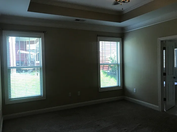 116 Heartsease Ln — Photo 12