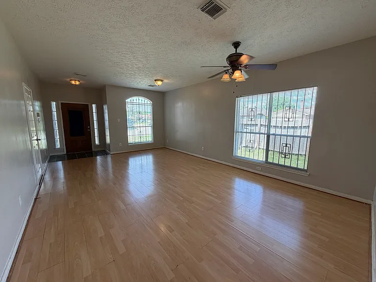 13403 Agarita Ln — Photo 34