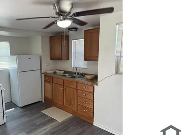 130 Hermitage Ct, San Antonio, TX