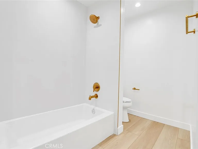 937 Misty Isle Dr — Photo 24