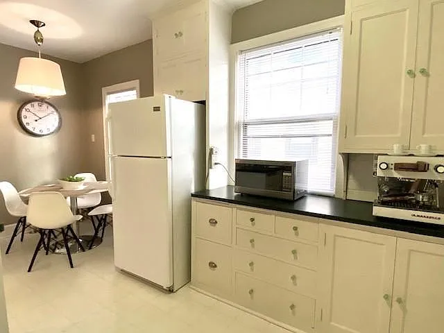 4948 Lyndale Ave S #LOWER — Photo 10