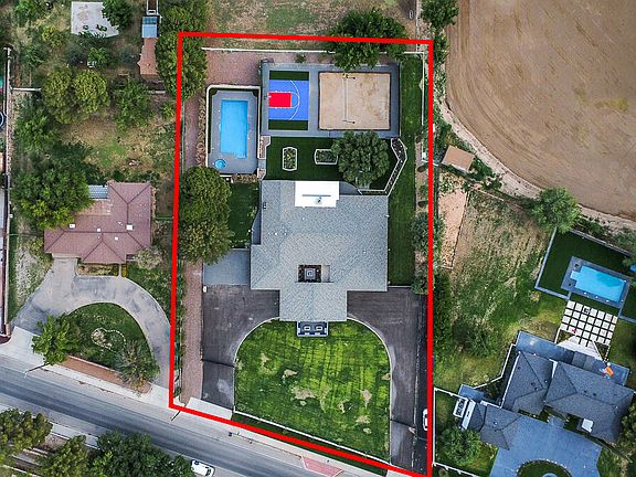 3rd image of 444 Mulberry Ave
