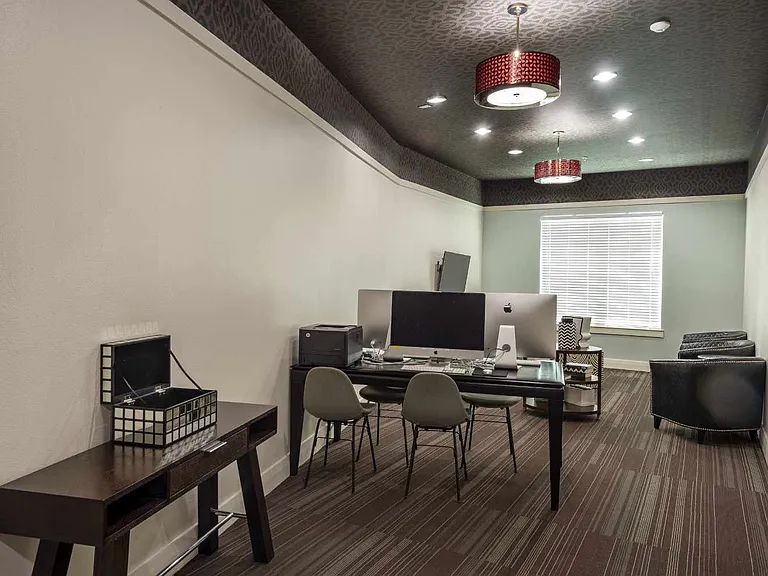 Elan Med Center — Photo 5