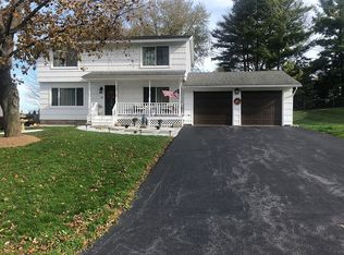 18 Elm Hill Way, Camillus, NY 13031