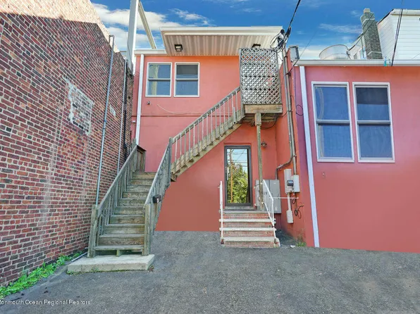 69 1st Ave, Atlantic Highlands, NJ 07716