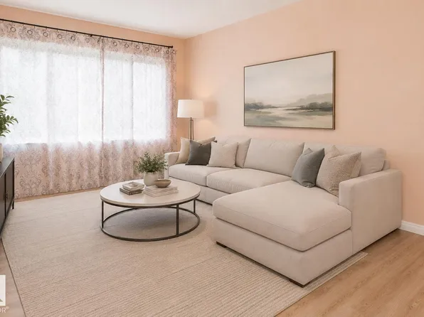 196 Roseland Vlg NW, Edmonton, AB T5E 5R6