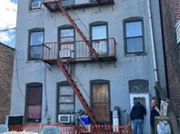 20-14 29th Street image 10 of 11