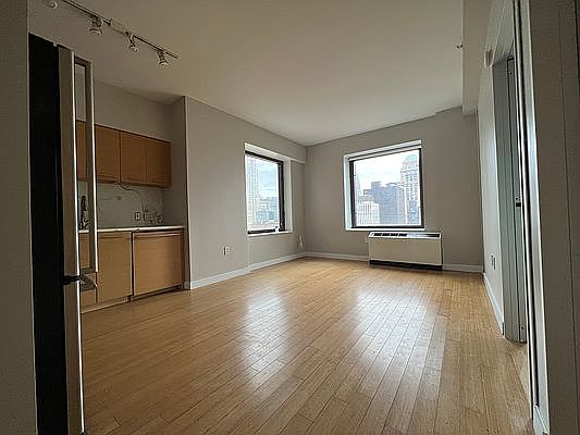 1st image of 100 W 39th St #35SA