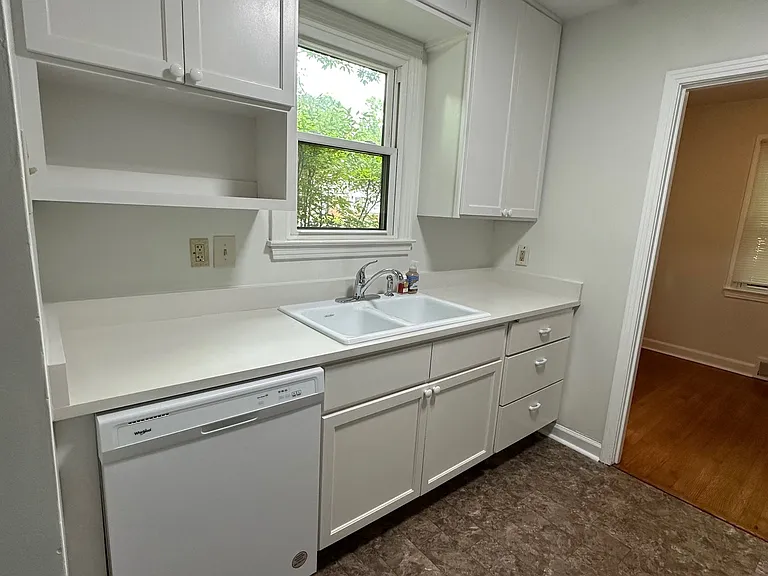 3924 Brennan Dr — Photo 5