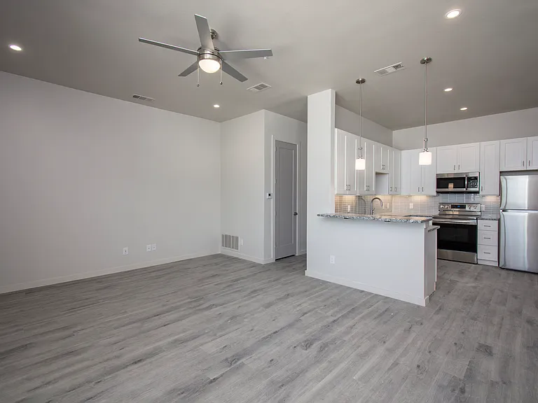 2201 Arbrook — Photo 37