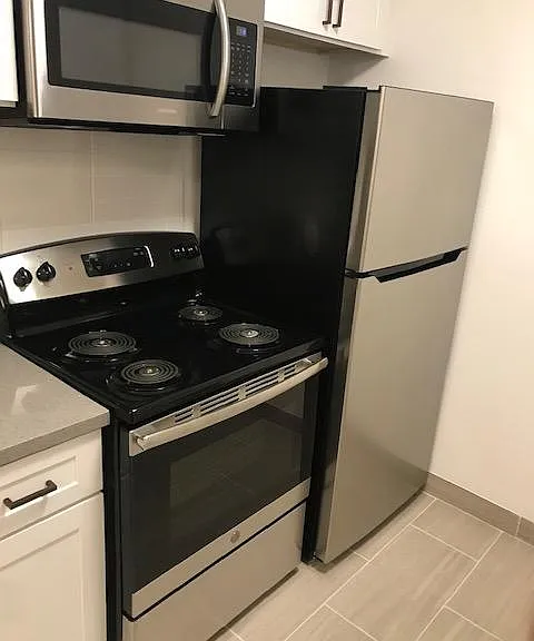 1621 La Playa Ave #8 — Photo 9