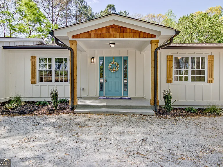 140 Mary Freeman Rd — Photo 5