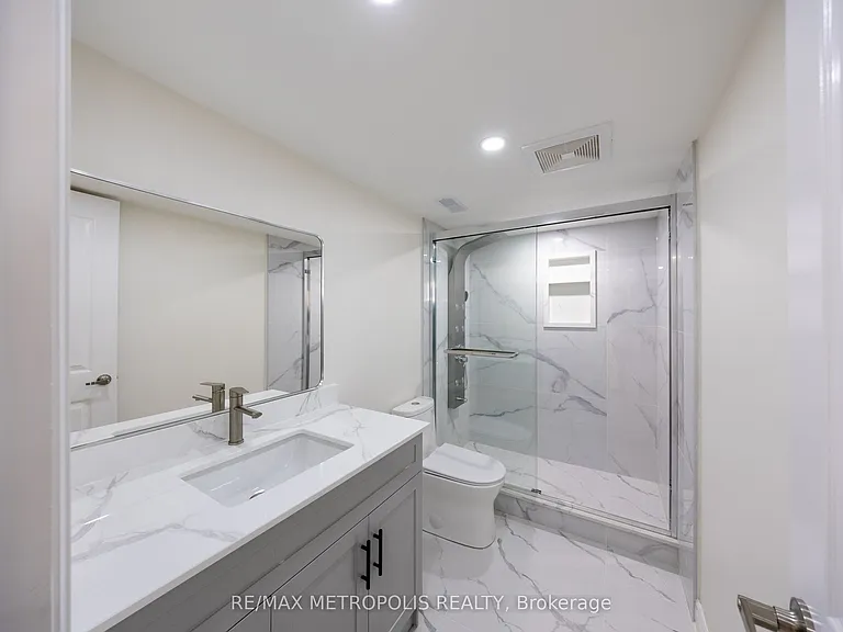 23 Gordon Cowling St #BASEMENT — Photo 6