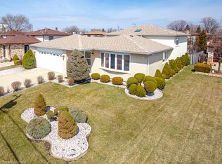 7116 W 86th St, Burbank, IL