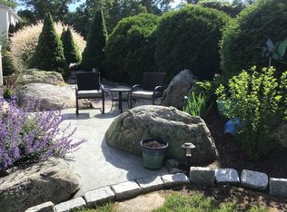 13 Hubbard St, Westerly, RI 02891