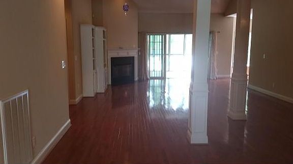 3rd image of 1829 Waters Edge Dr