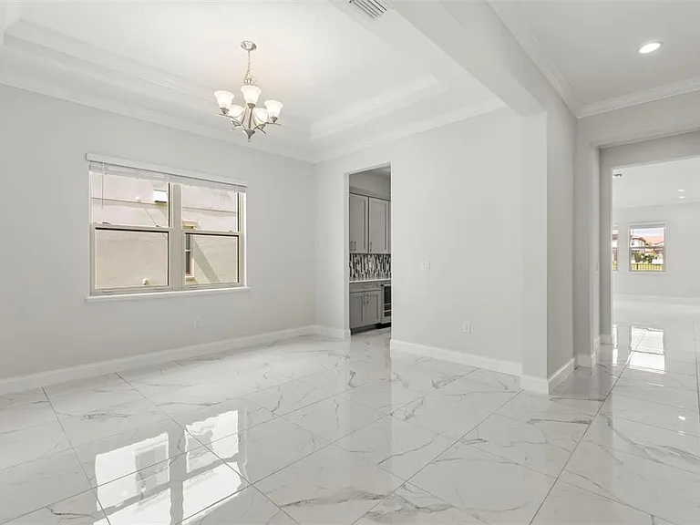 10511 Royal Cypress Way — Photo 44