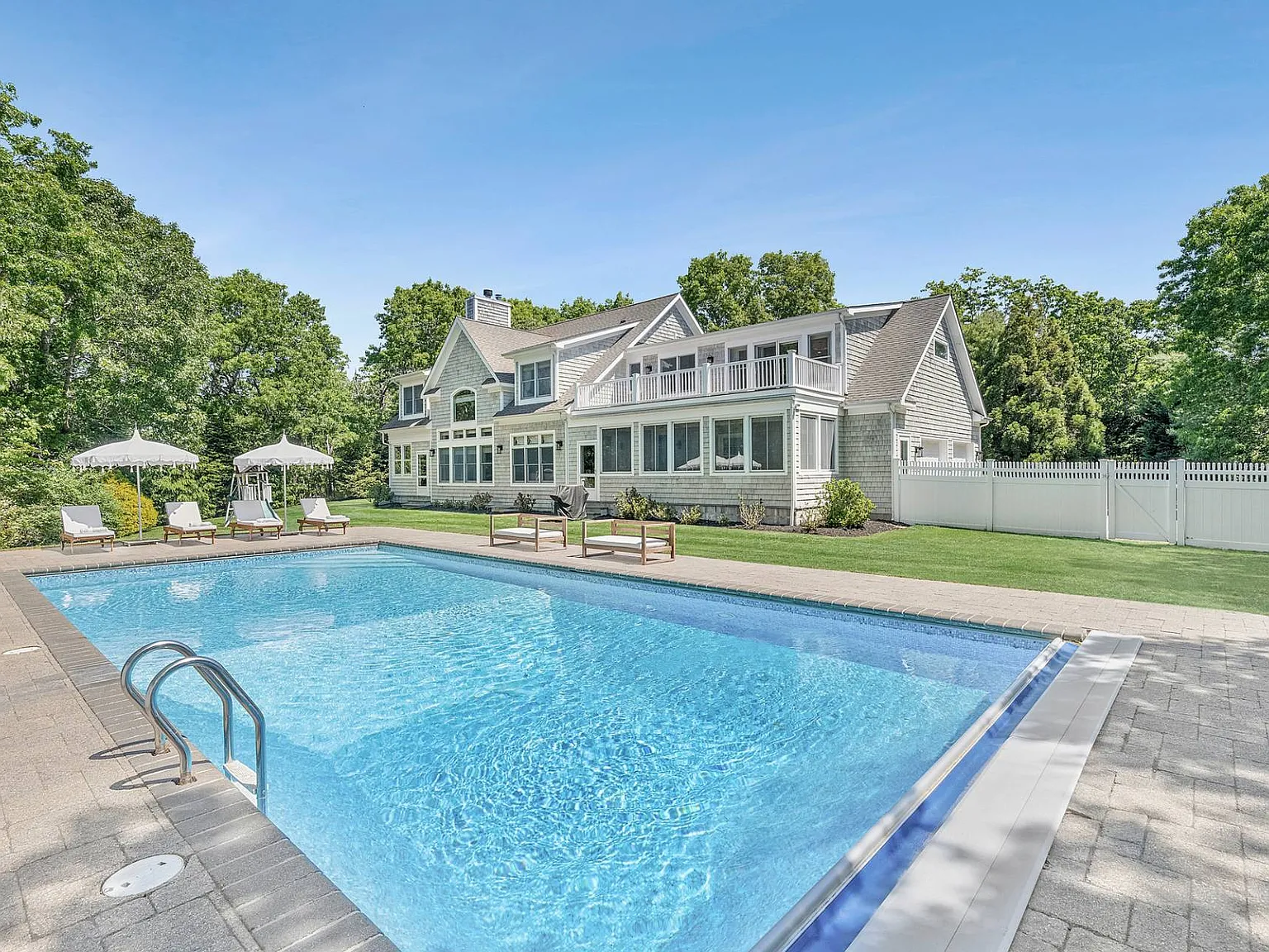Recently Renovated Sophisticated Hamptons Retreat with Tennis — Photo 1